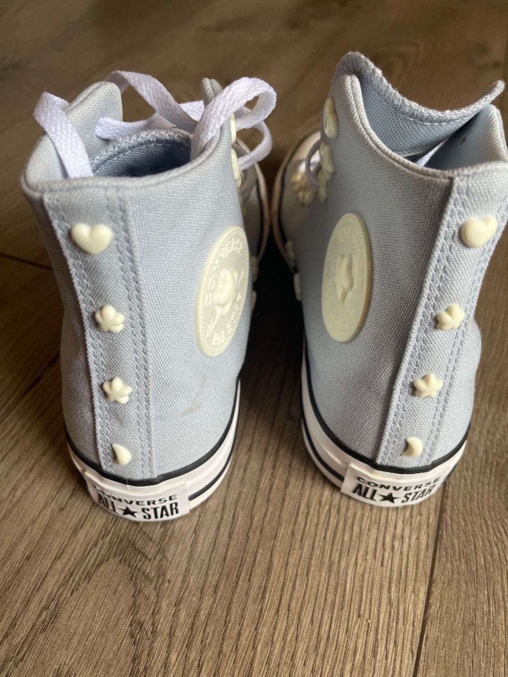 Converse High Tops - Picture 5 of 8